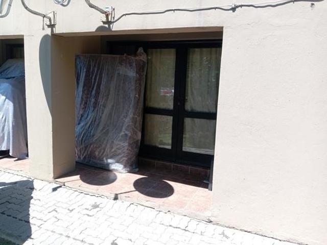 Apartment for sale in Hartbeespoort Dam Nature Reserve, North West