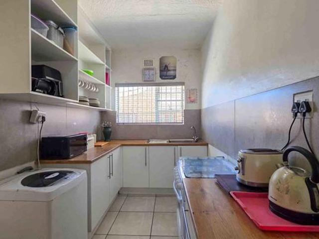 Apartment for sale in Cape Town, Western Cape