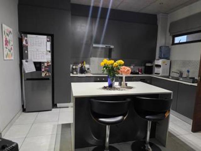 Apartment for rent in Waterkloof, Gauteng