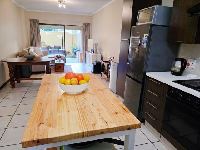 Apartment for sale in Alexandra, Gauteng