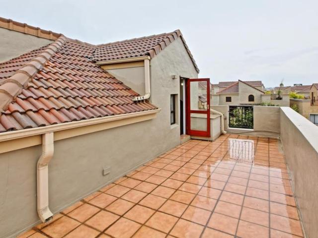 Apartment for sale in Alexandra, Gauteng