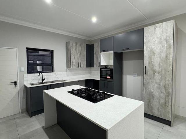 Apartment for rent in Randburg, Gauteng
