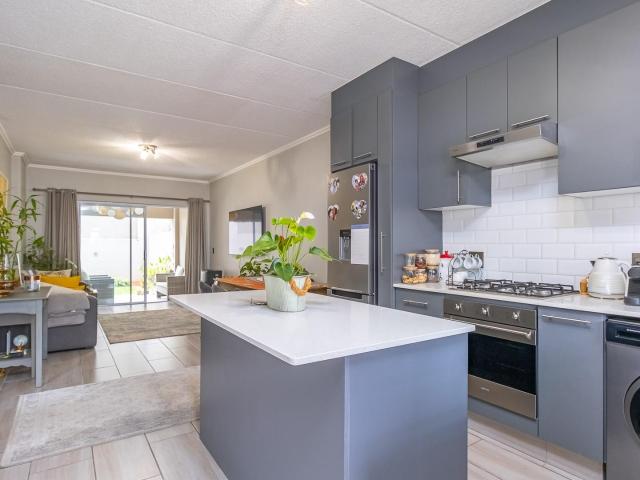 Apartment for sale in Alexandra, Gauteng