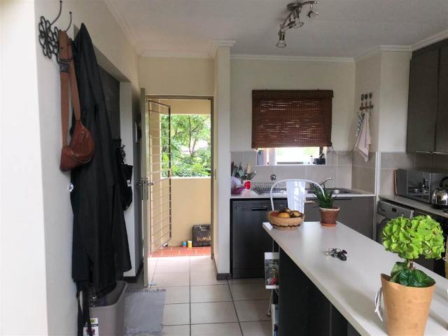 Apartment for sale in Johannesburg, North & Sandton