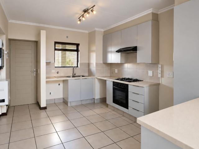 Apartment for rent in Sandton, City of Johannesburg Metropolitan Municipality
