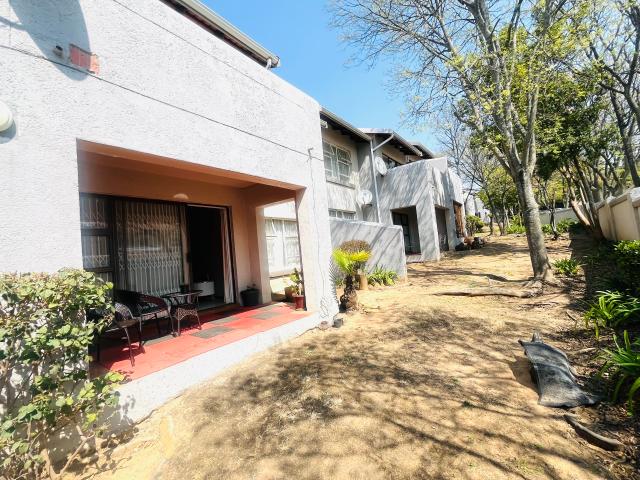Apartment for sale in Alexandra, Gauteng