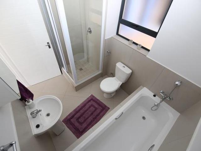 Apartment for sale in Cape Town, Western Cape