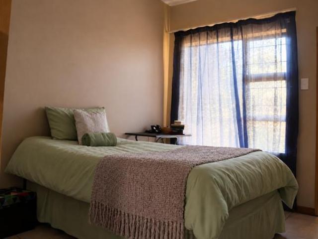 Apartment for sale in Potchefstroom, Tlokwe Local Municipality