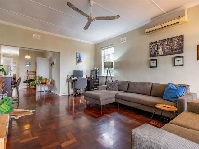 Apartment for sale in Seaview, Kwazulu-natal