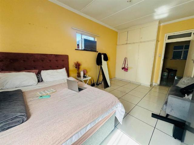 Apartment for sale in Seaview, Kwazulu-natal