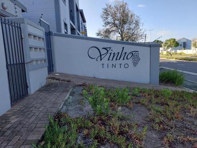 Apartment for sale in Cape Town, Western Cape