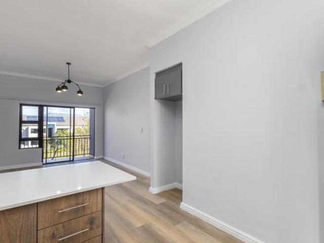 Apartment for sale in Cape Town, Western Cape