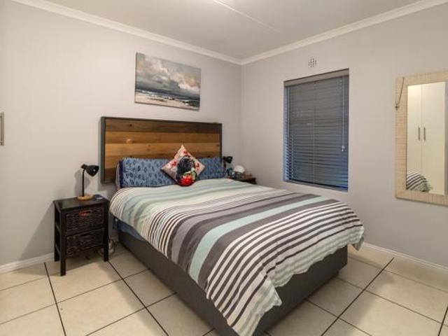 Apartment for sale in Cape Town, Western Cape