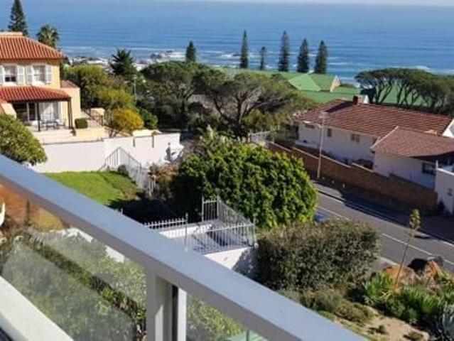 Apartment for rent in Camps Bay, Cape Town