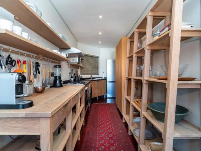 Apartment for sale in Cape Town, Western Cape