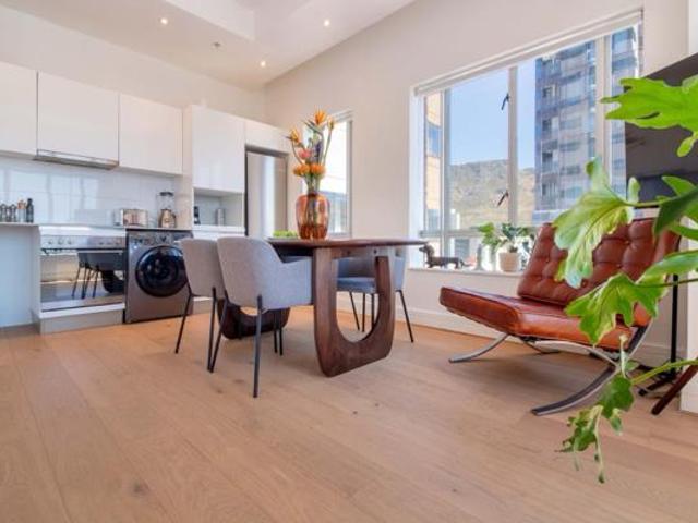 Apartment for sale in Cape Town, Western Cape