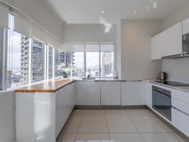 Apartment for sale in Cape Town, Western Cape