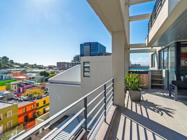 Apartment for sale in Cape Town, Western Cape