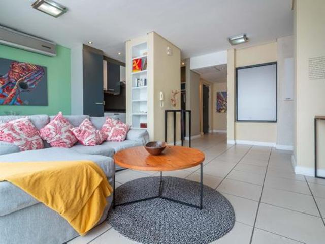 Apartment for sale in Cape Town, Western Cape