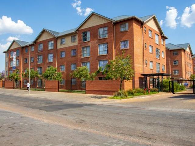 Apartment for rent in Waterkloof, Gauteng