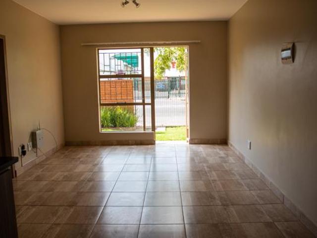 Apartment for rent in Waterkloof, Gauteng