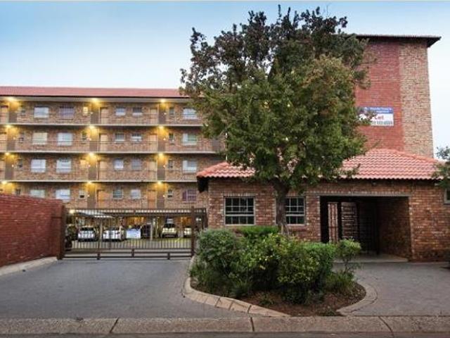 Apartment for rent in Waterkloof, Gauteng