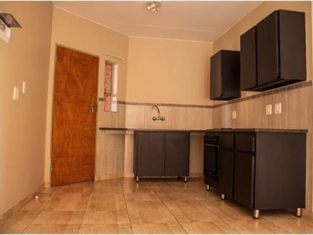 Apartment for rent in Waterkloof, Gauteng