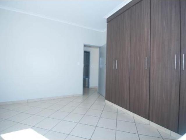 Apartment for rent in Waterkloof, Gauteng