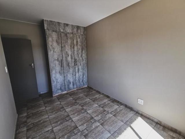 Apartment for rent in Waterkloof, Gauteng