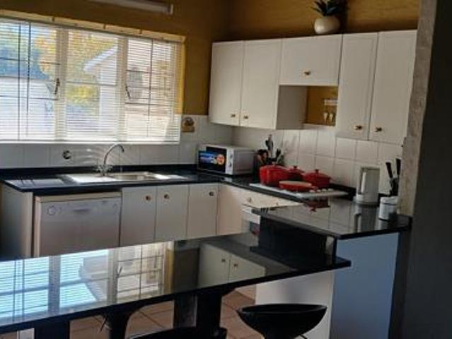 Apartment for rent in North West