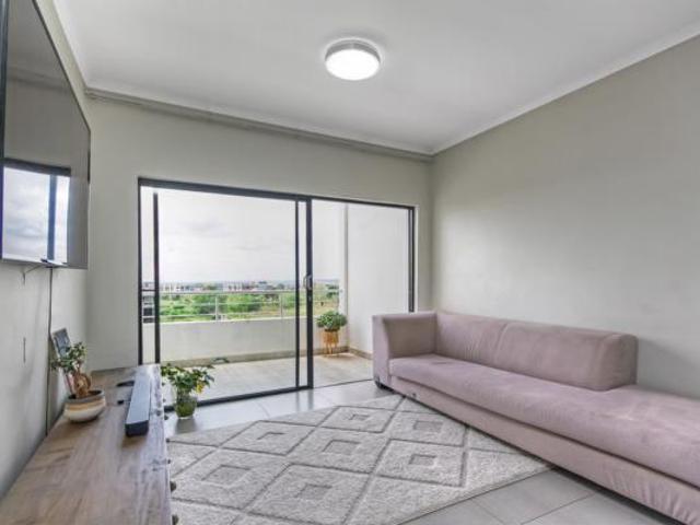 Apartment for sale in Vosloorus, Gauteng