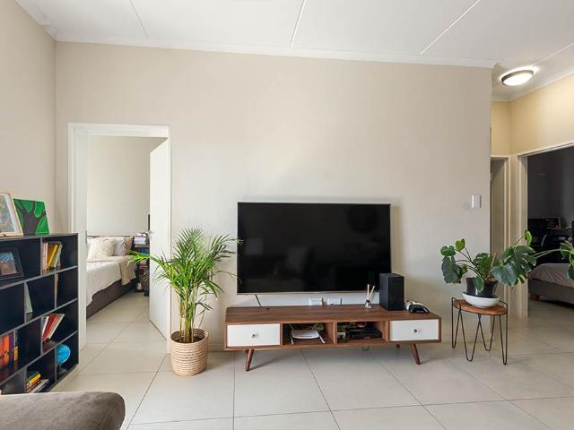 Apartment for sale in Vosloorus, Gauteng