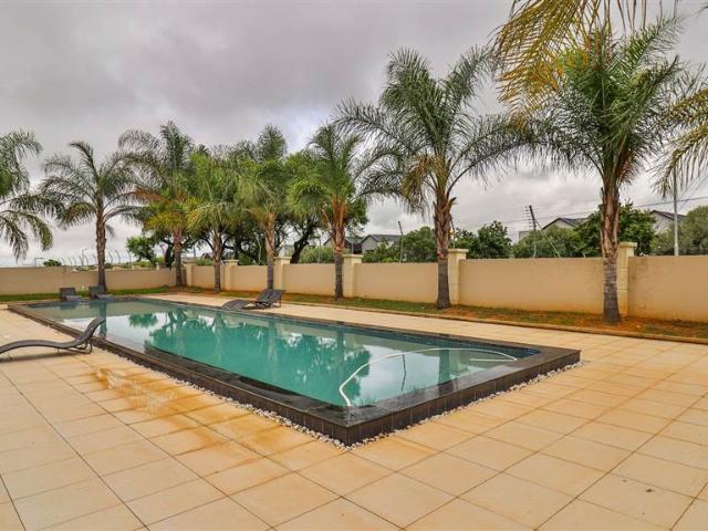Apartment for sale in Vosloorus, Gauteng