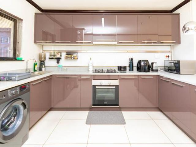 Apartment for sale in Vosloorus, Gauteng