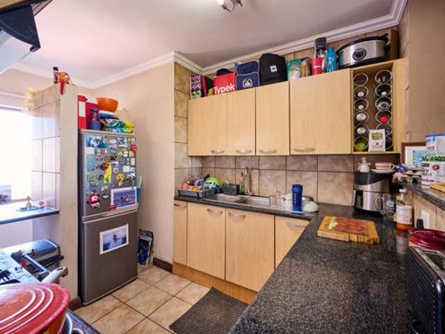 Apartment for sale in Vosloorus, Gauteng