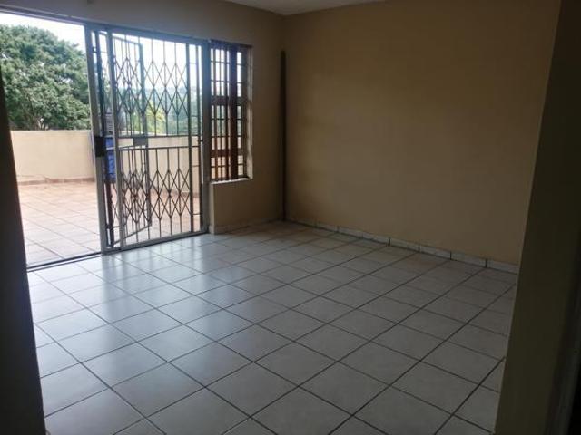 Apartment for rent in Seaview, Kwazulu-natal