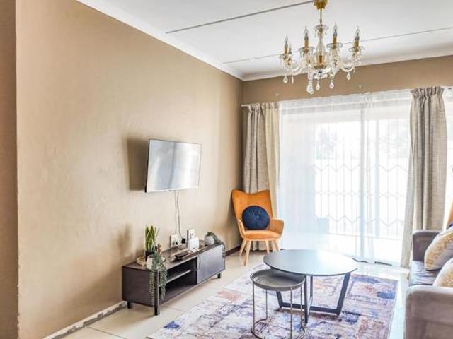 Apartment for sale in Tlhabane, North West