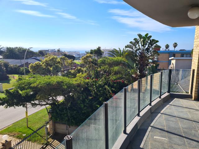 Apartment for sale in Cape St Francis, Eastern Cape