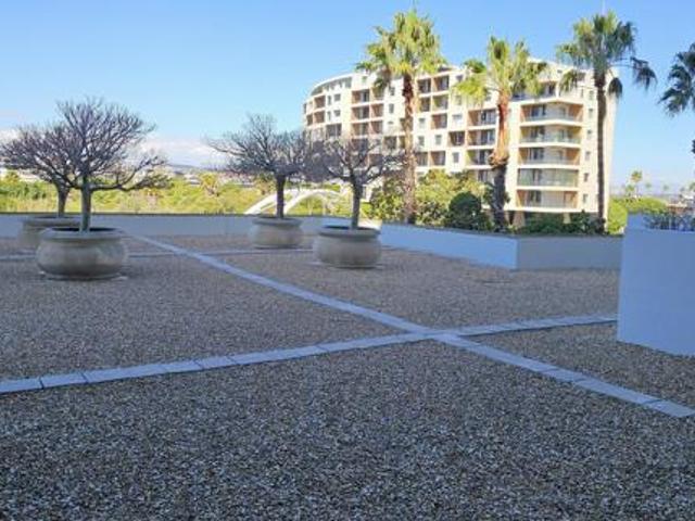 Apartment for sale in Cape Town, Western Cape