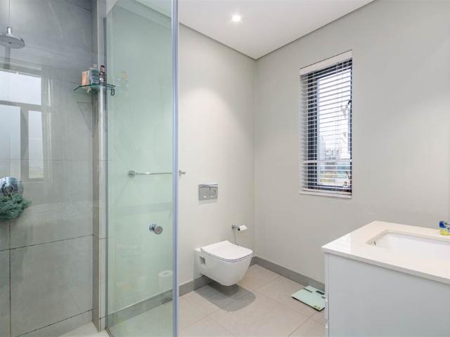 Apartment for sale in Cape Town, Western Cape