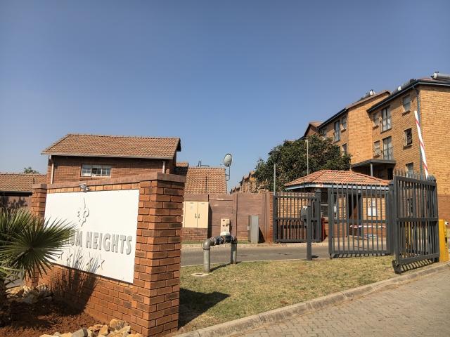 Apartment for rent in Akasia, Gauteng