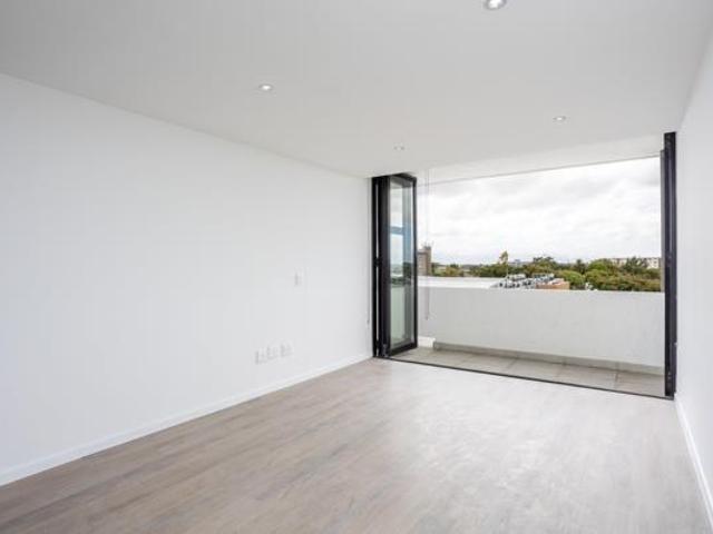 Apartment for sale in Cape Town, Western Cape