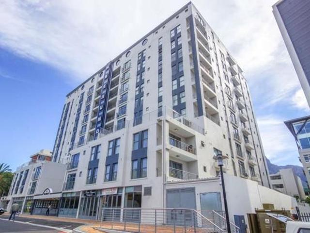 Apartment for rent in Claremont, Cape Town