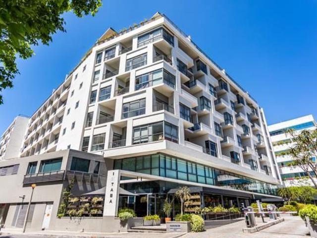 Apartment for rent in Claremont, Cape Town