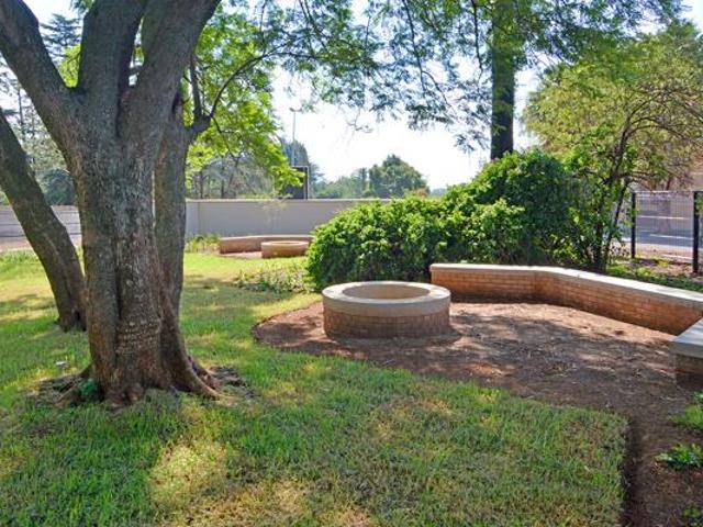 Apartment for rent in Tshwane Ward 65, Centurion
