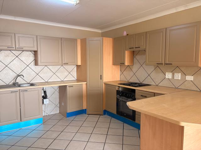 Apartment for rent in Nooitgedacht, Gauteng