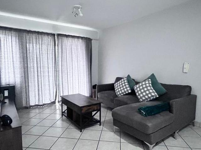 Apartment for sale in Vosloorus, Gauteng