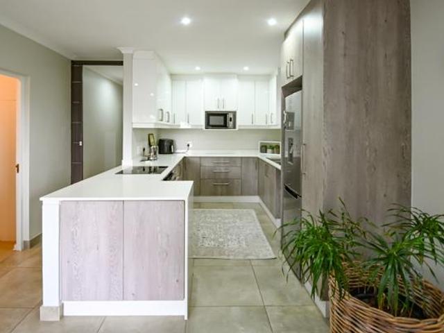 Apartment for rent in Seaview, Kwazulu-natal
