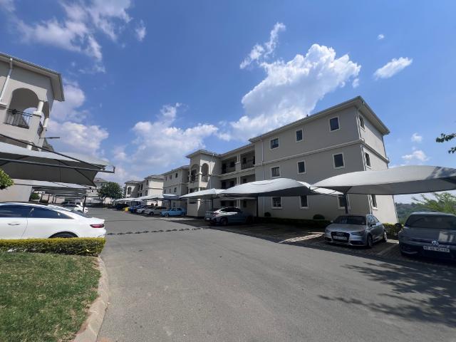 Apartment for sale in Sandton, City of Johannesburg Metropolitan Municipality