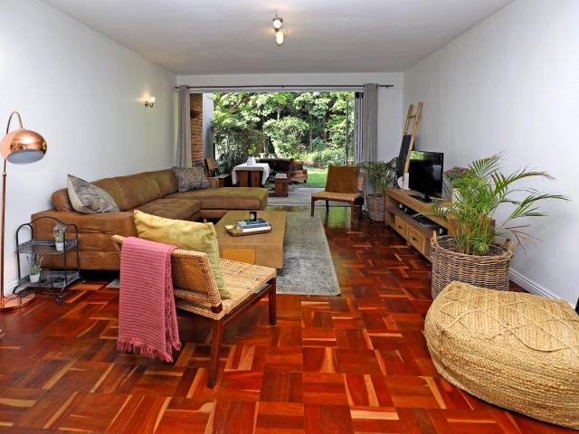 Apartment for sale in Vosloorus, Gauteng